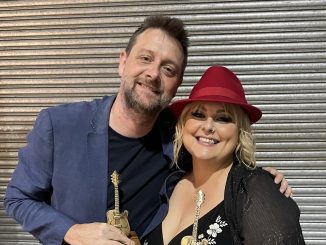 Lyn Bowtell & Shane Nicholson win Contemporary Country Album of the Year for 'Wiser' Album. Image supplied.