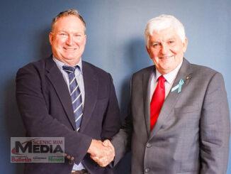 Cr Stephen Moriarty with Deputy Mayor Duncan McInnes. Image Supplied