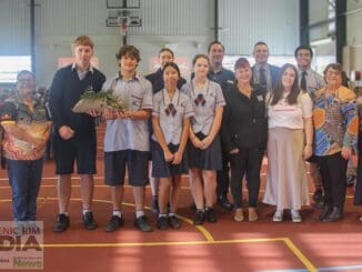 Mununjali Aunties with McAuley College staff and students.