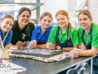 Mununjali Wangerriburra woman Waylene Currie (second from left) with students Evie Finch, Keeley Nieper, May Watterson and Taylah Bigalla.