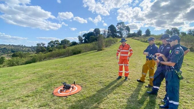 Local Senior Remote Pilot Chris Thompson (right) with Jason Daniels, (SES South Eastern Region), Peter Georgeson (Narangba Rural Fire Brigade), Igor Jansen (Gold Coast Fire adn Rescue